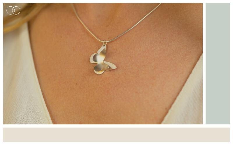 The 90s Jewellery Trends Making a Comeback